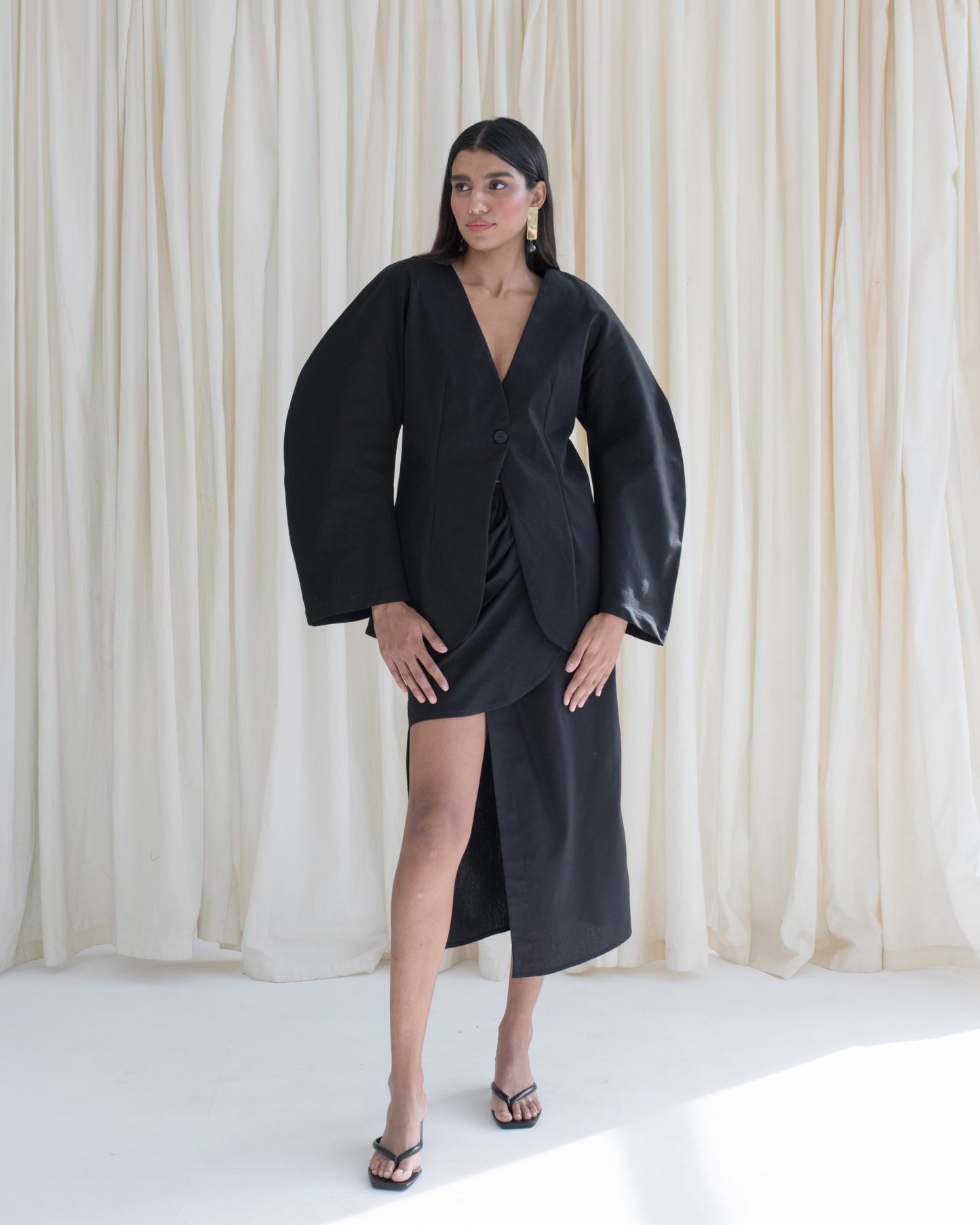Oval Sleeve Blazer