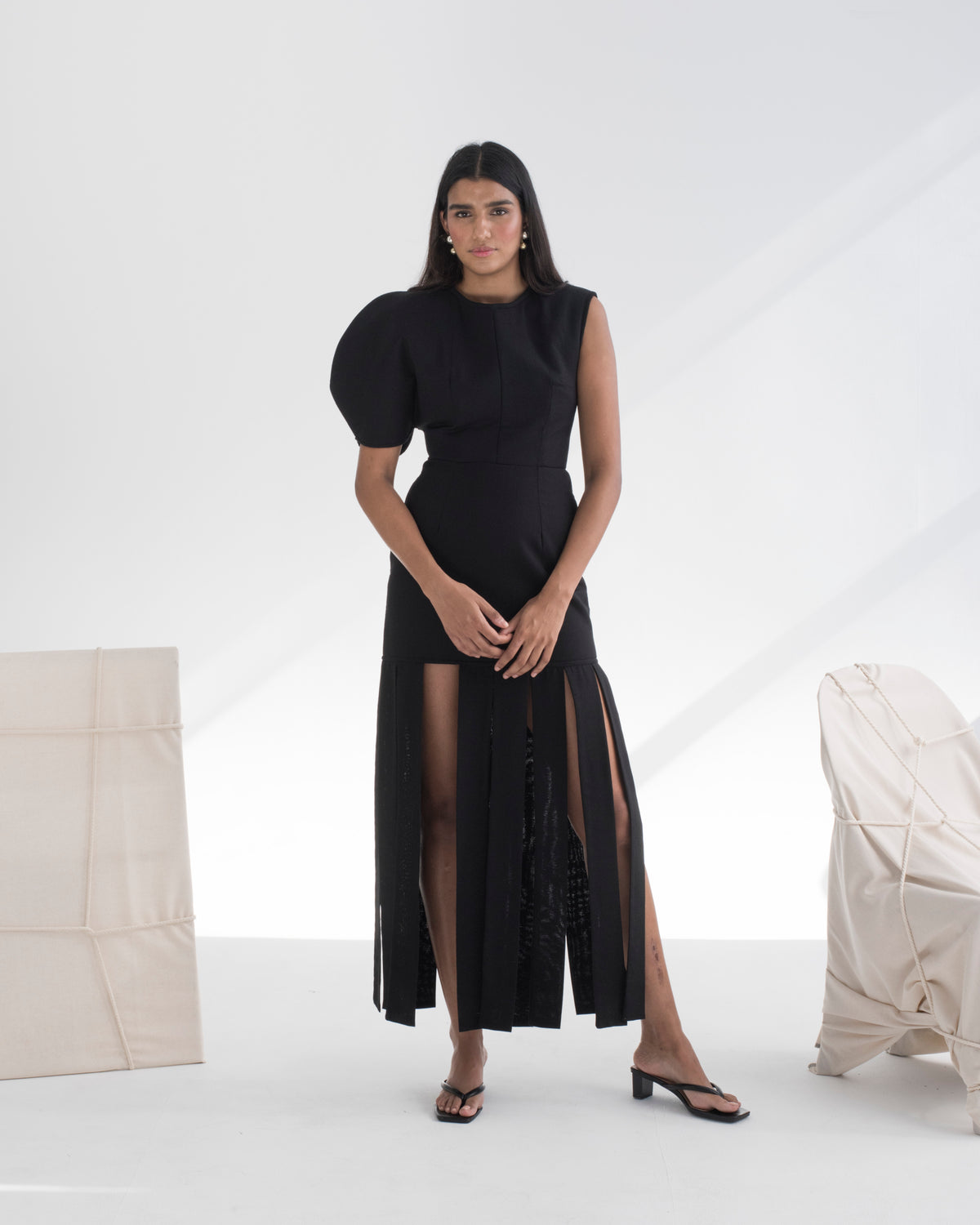 Oval Sleeve Tassel Dress