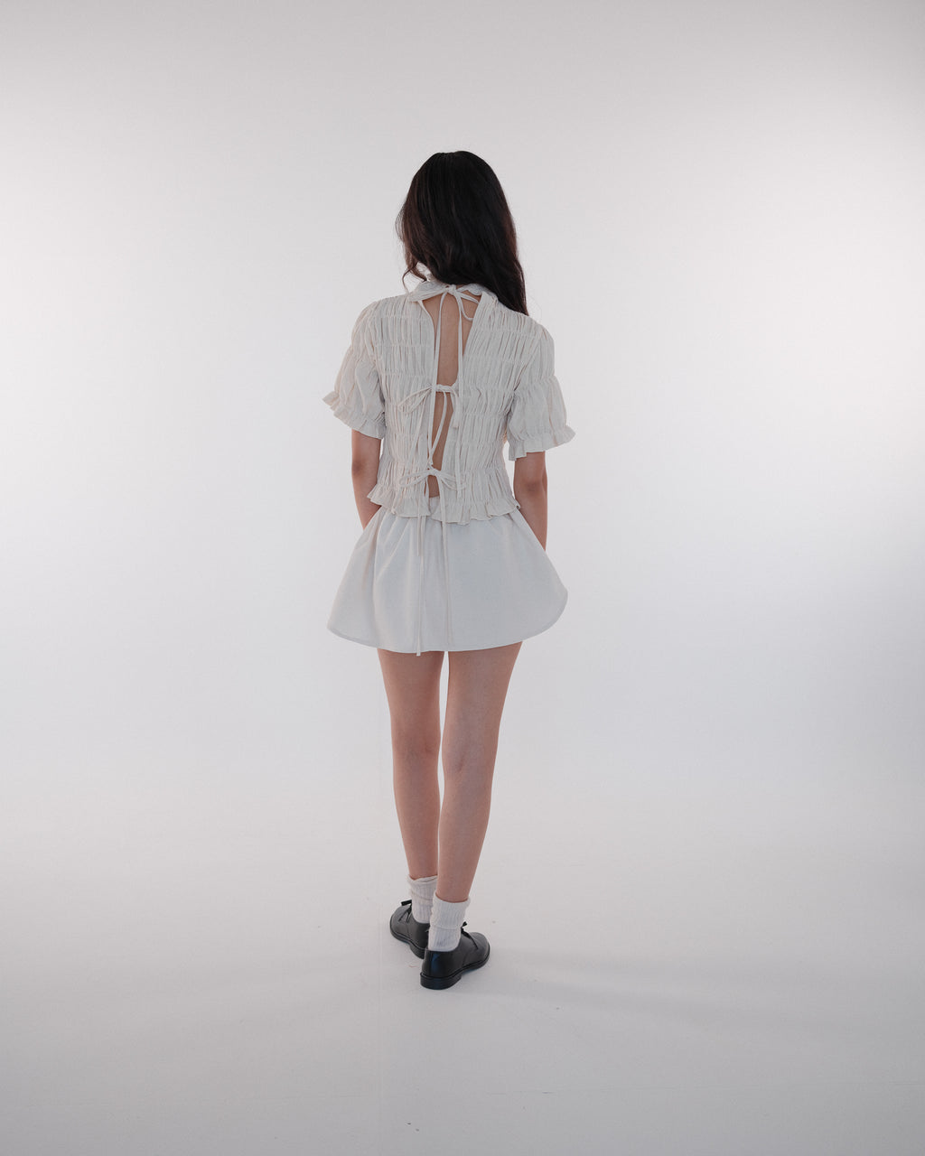 Gathered Elastic Puff Sleeve Top