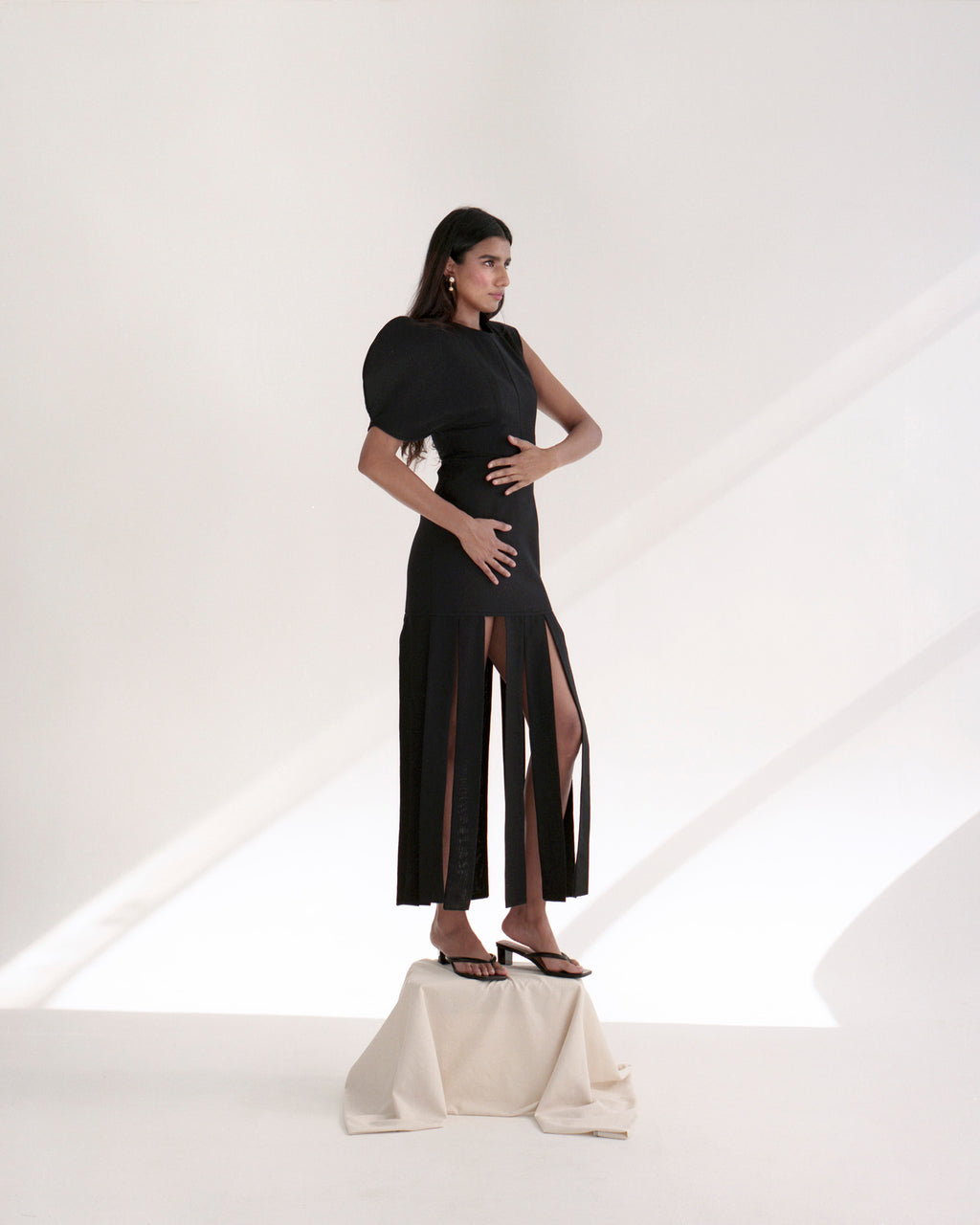 Oval Sleeve Tassel Dress